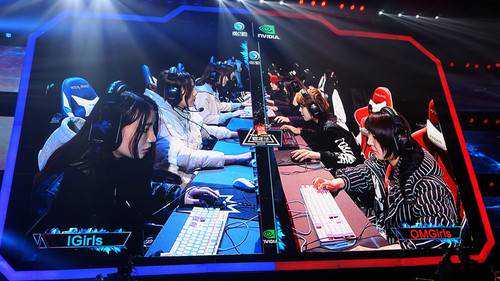 他放弃了复旦大学，选择了电竞