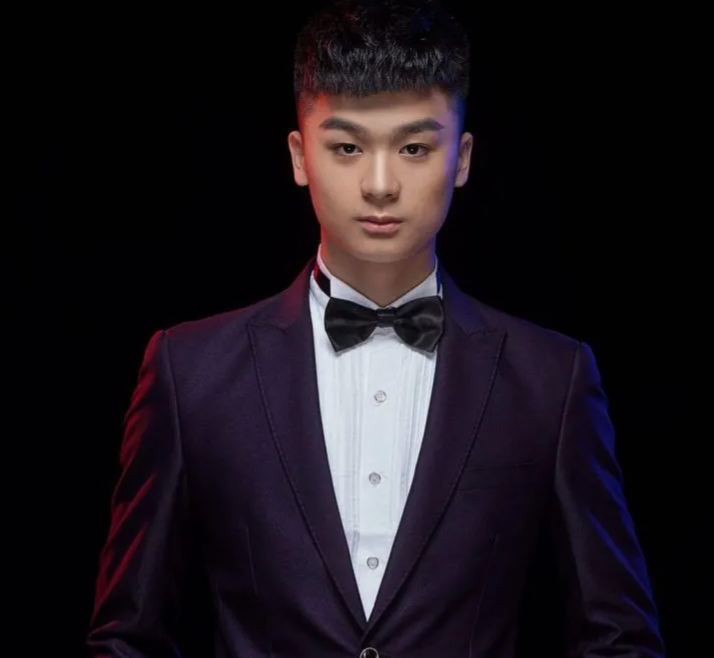 “芒果鱼的小鱼人实力如何？”职业选手都咨询他玩法，可见实力强