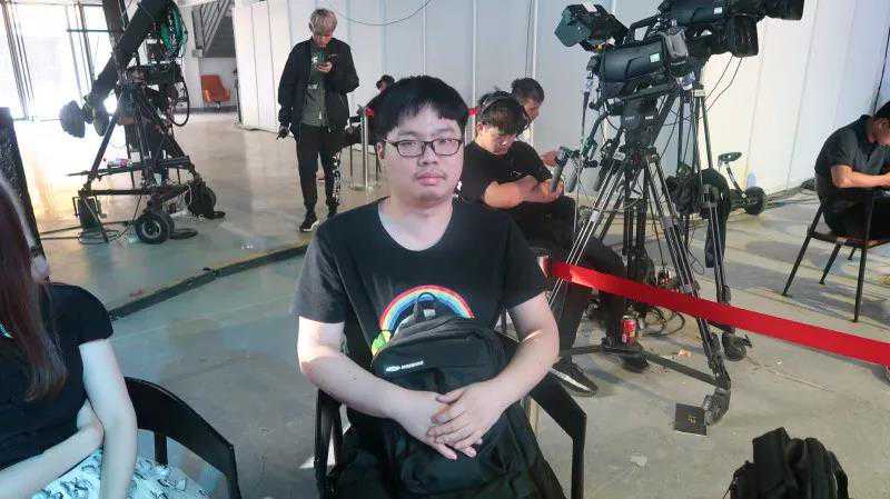 WFZ：生不逢时，但我亦无惧无畏无往无前