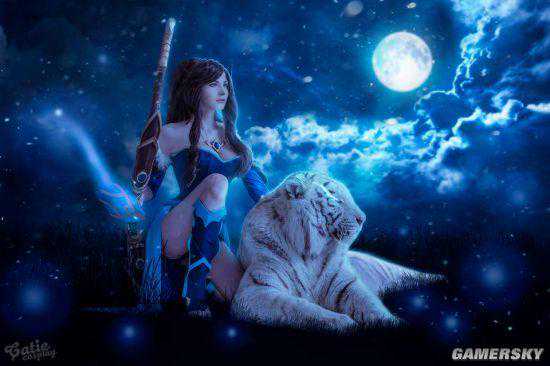 战斗民族妹子COS《Dota2》米拉娜