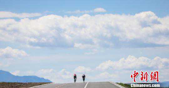 新疆第十三届环湖赛第四日：最艰难的“皇后赛段”上演
