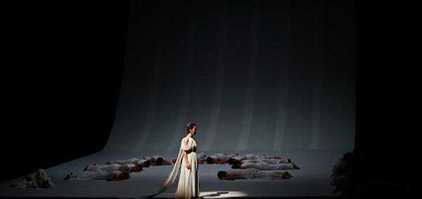 张朝阳︱家庭伦理与神法：当孔子遇到安提戈涅