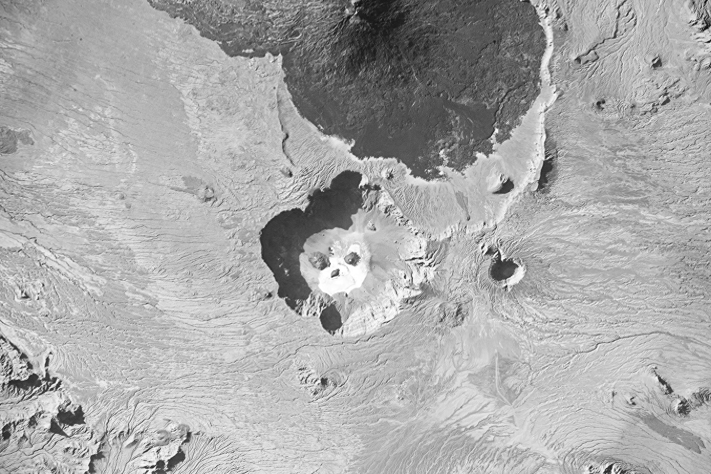 美媒：NASA拍到地球“凝视幽灵”地貌，从太空中看像一个巨大骷髅