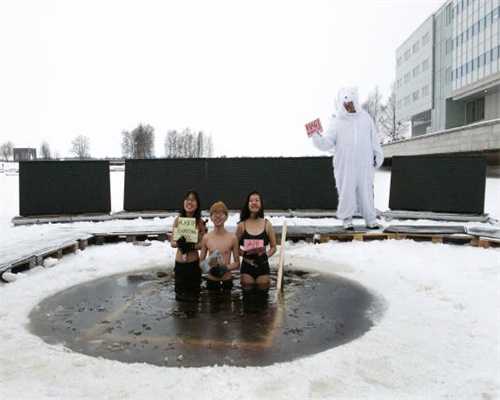 DOTA2长篇小说《神谕》第二章：酒吧与英雄